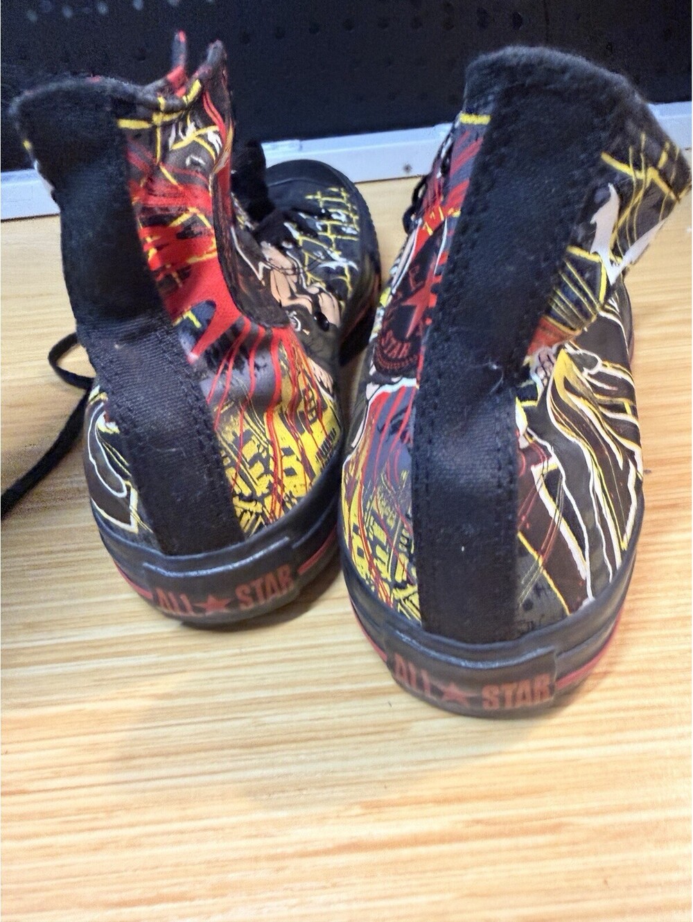 Converse All Star Chuck Taylor's The Dark Knight Rises Bane Men 8 Women 10 Shoe - Picture 9 of 16